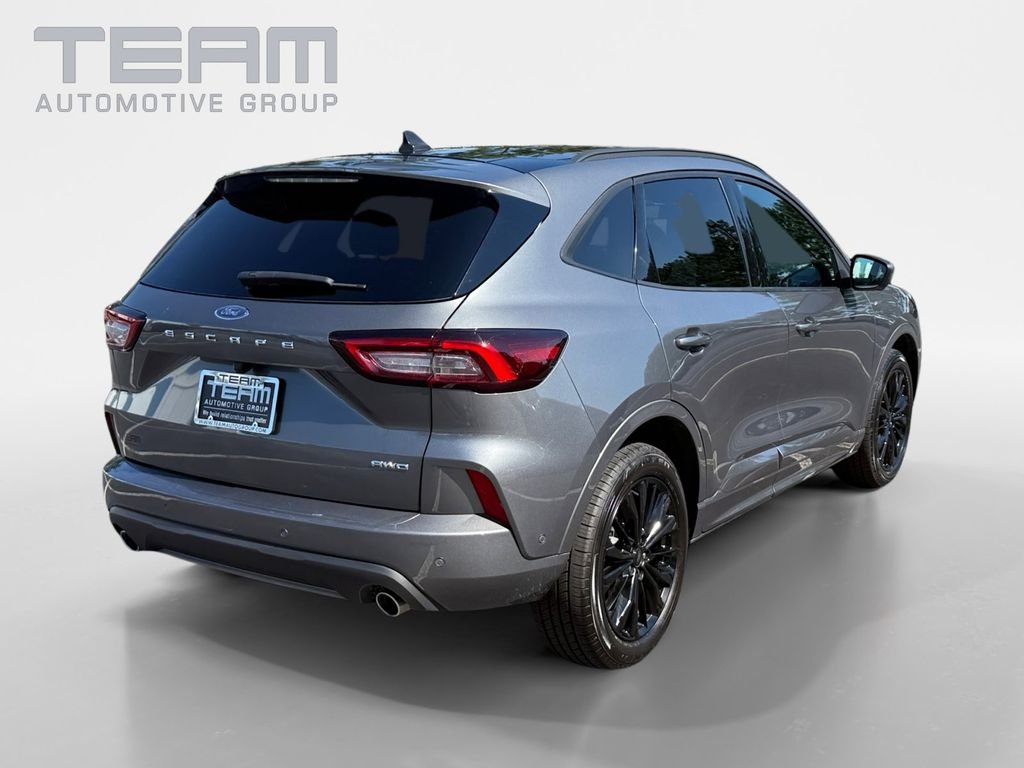 Used 2024 Gray Ford ST-Line Elite image 7
