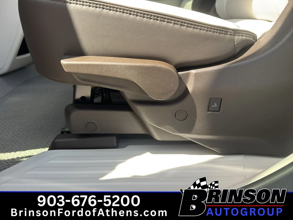Used 2025 Downpour Metallic GMC FWD Denali image 16
