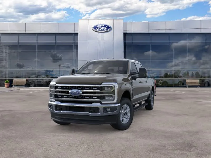 New 2026 Marsh Gray Ford XLT image 3