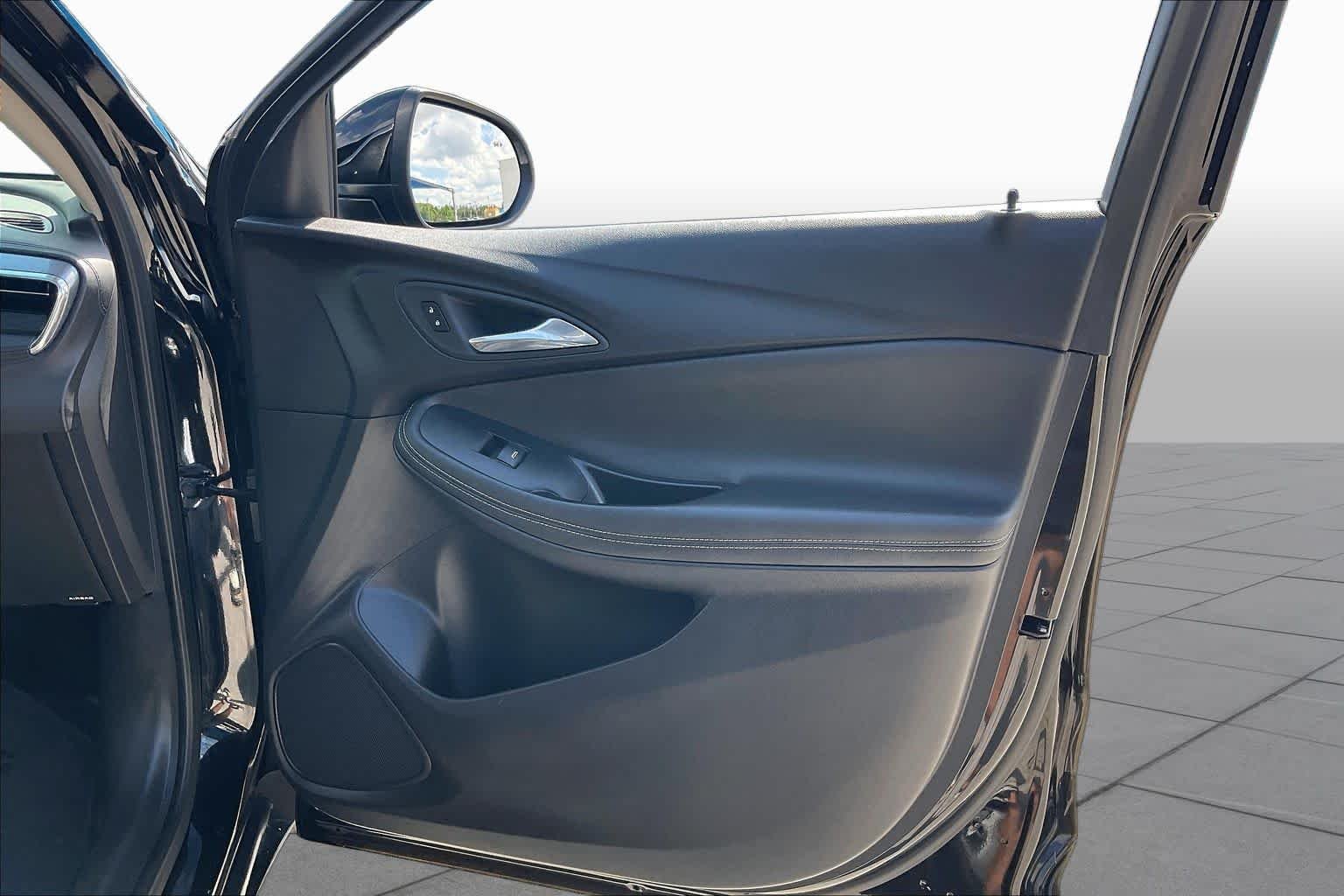 2025 Buick Encore GX Preferred - Photo 21
