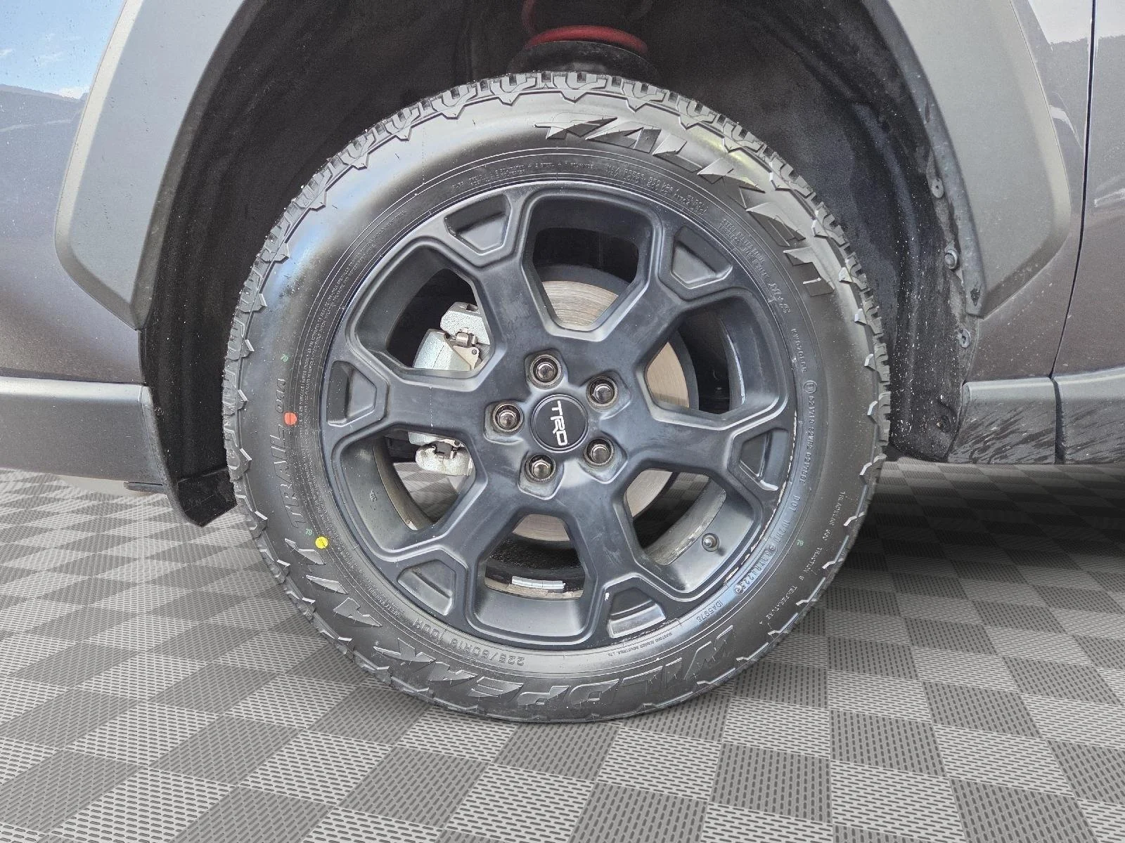 Certified Used 2024 Magnetic Gray Metallic w/Ice Edge Roof Toyota TRD Off-Road image 7