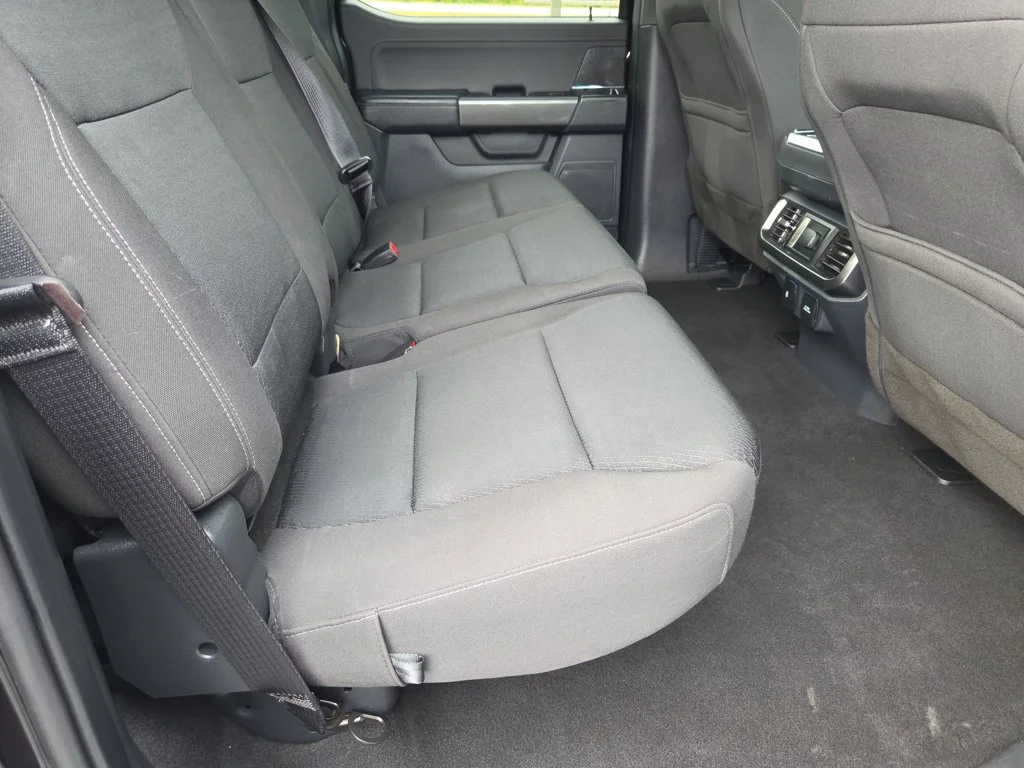 Used 2023  Ford XLT image 24