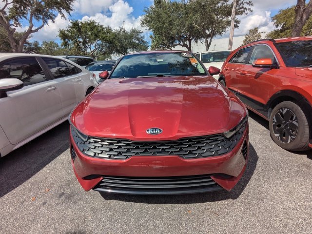 Certified Used 2021 Red Kia LXS image 2