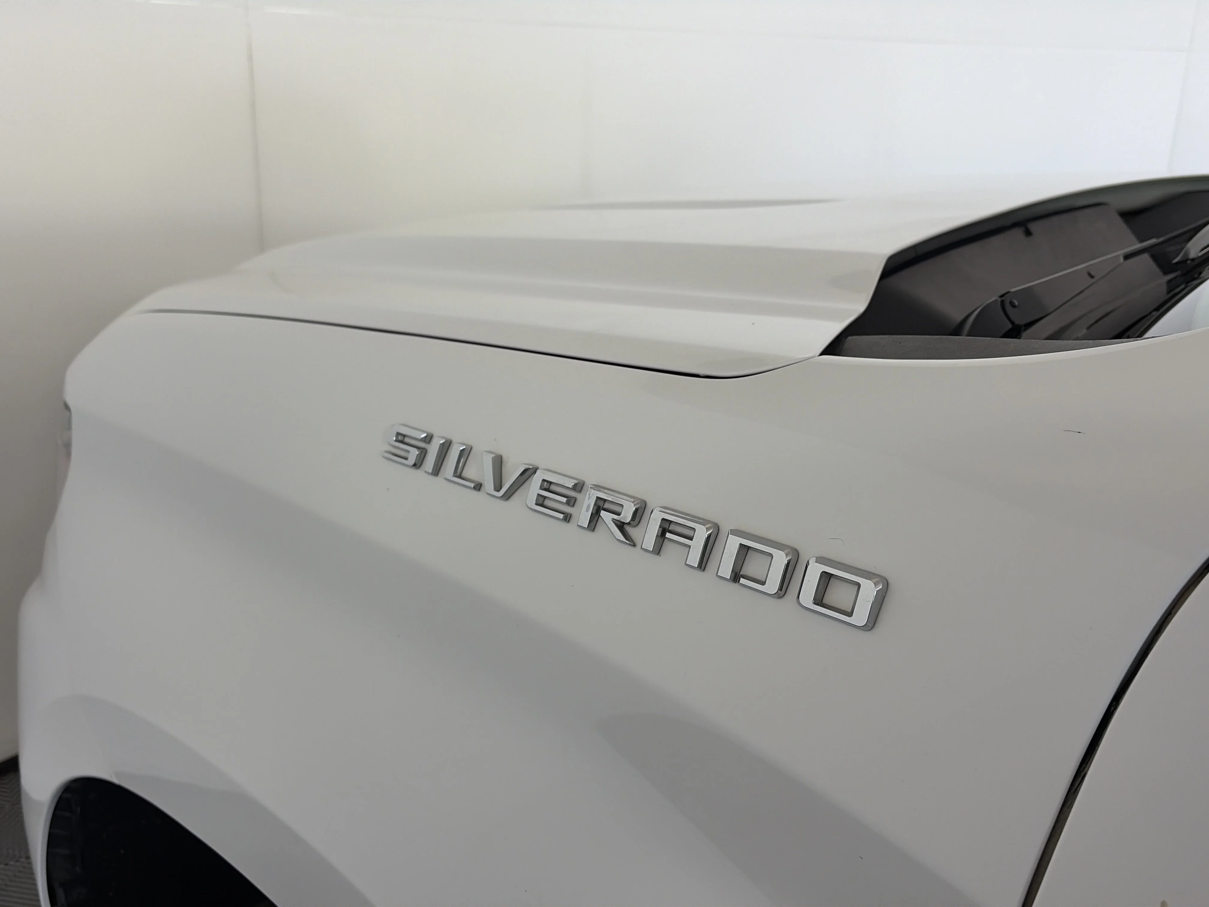 Certified Used 2024 Summit White Chevrolet WT image 17
