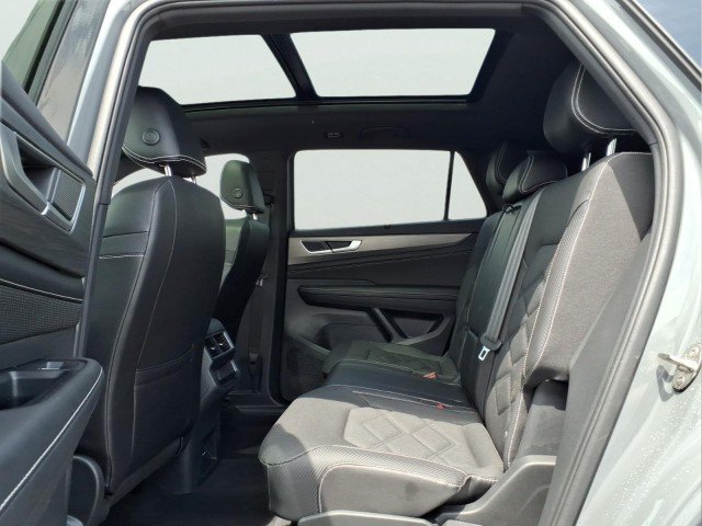 Certified Used 2024 Pure Gray Volkswagen 2.0T SE w/Technology image 13