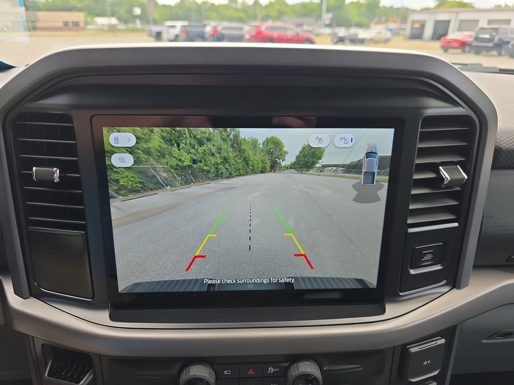 Used 2025 Silver Ford XLT image 25