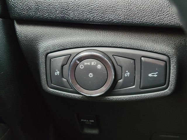 Used 2018  Lincoln Select image 13