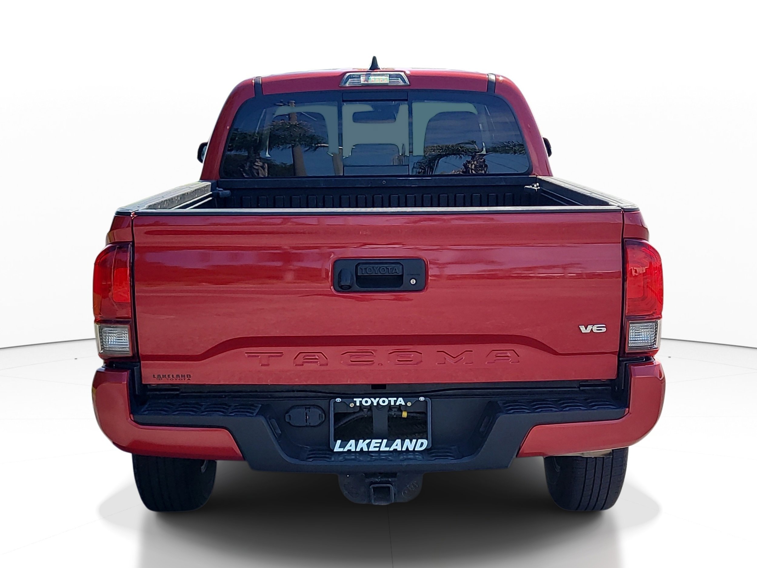 Used 2022 Barcelona Red Metallic Toyota SR5 image 5