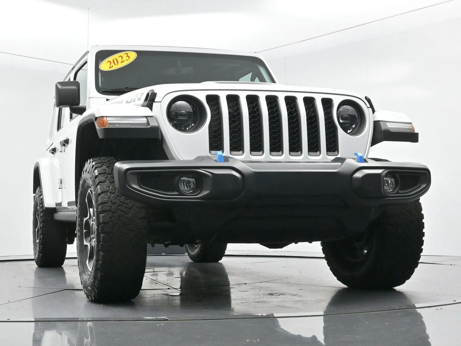 Used 2023 Bright White Clearcoat Jeep Rubicon image 47