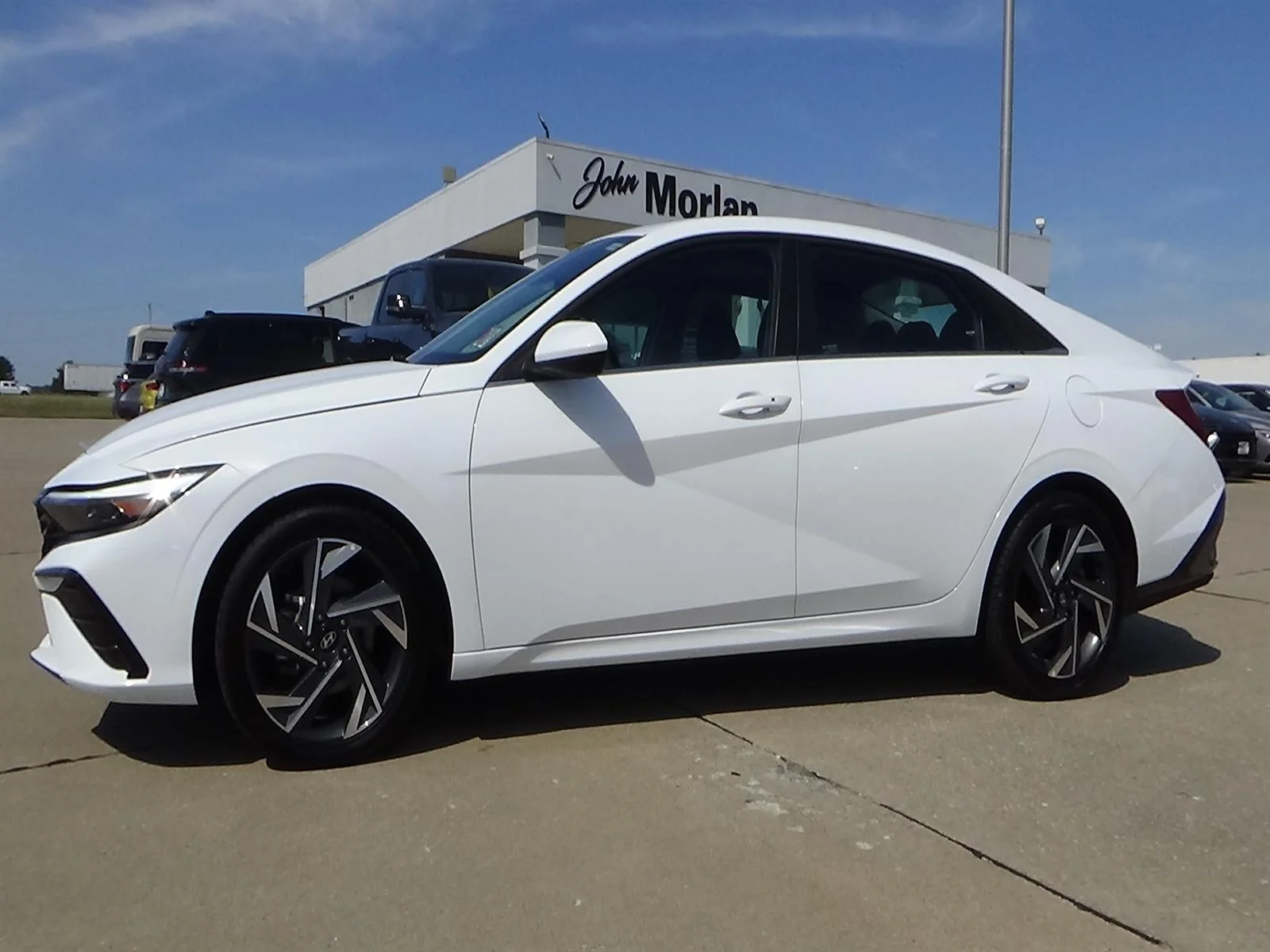 Certified Used 2025 Serenity White Pearl (w6h) Hyundai SEL Convenience image 1