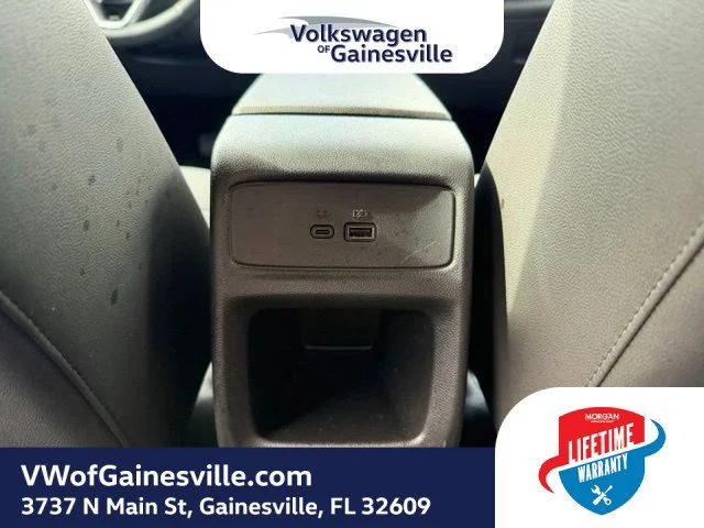 Used 2025 Crimson Metallic Chevrolet LT image 12