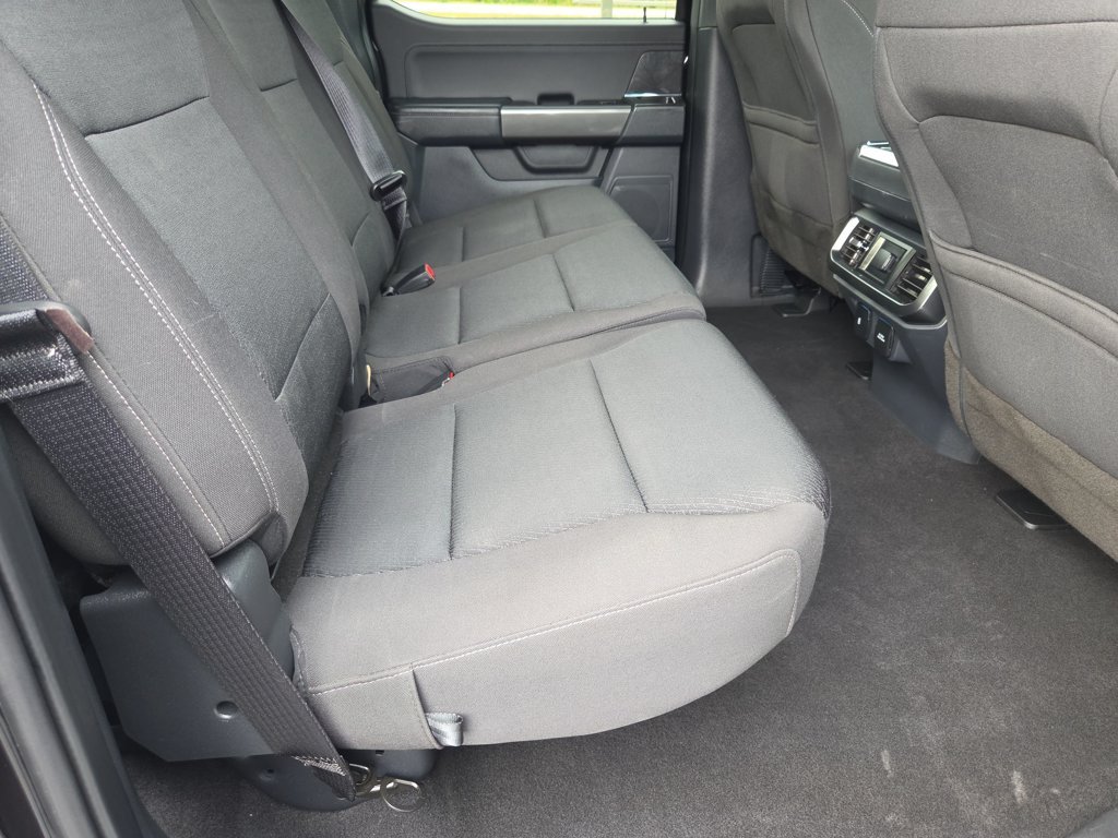 Used 2023  Ford XLT image 24