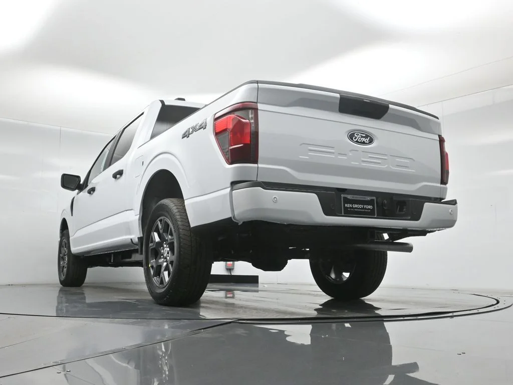 New 2026 Oxford White Ford STX image 47