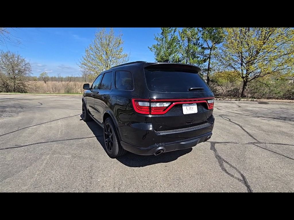 New 2026 Diamond Black Clear-Coat Exterior Paint Dodge GT Plus HEMI V8 image 6