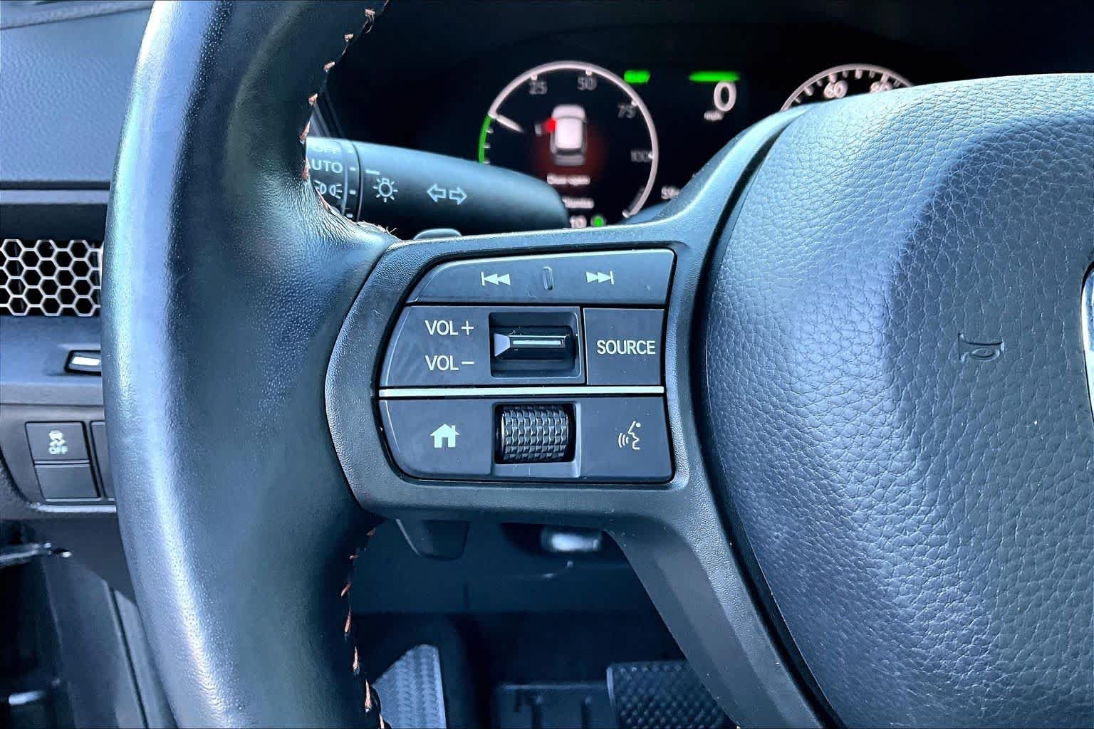 Used 2025 Meteorite Gray Metallic Honda Sport image 23
