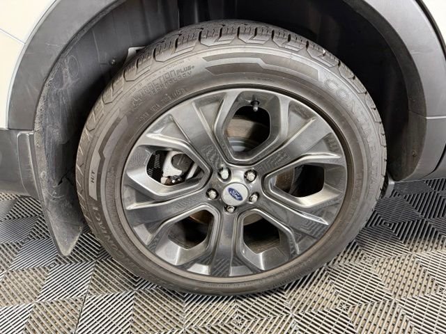 Certified Used 2018 White Platinum Clearcoat Metallic Ford Sport image 44