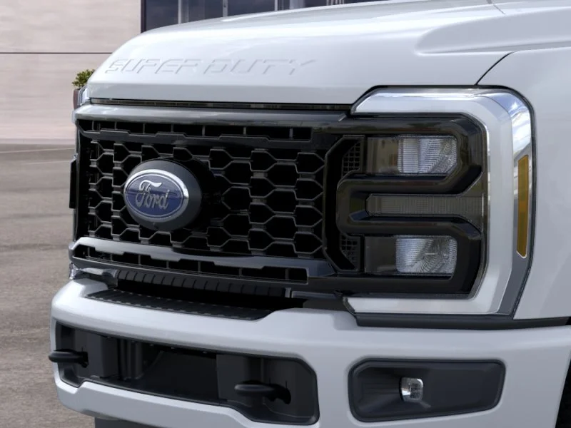 New 2026 Oxford White Ford XL image 40