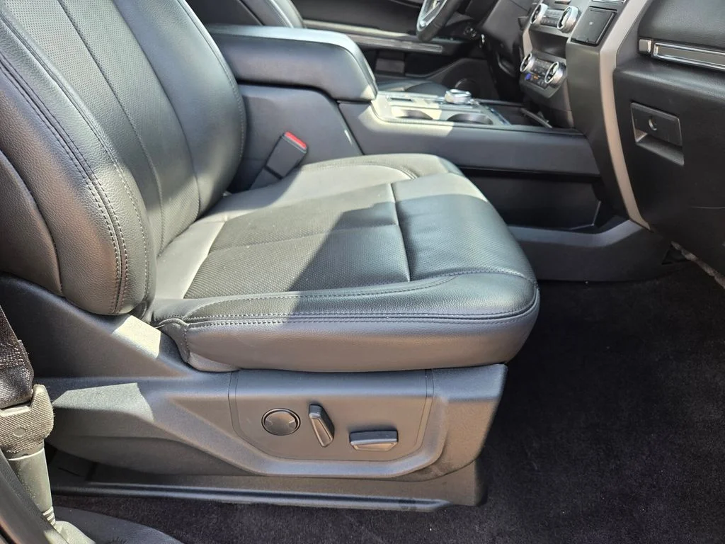 Used 2021 Blue Metallic Ford XLT image 31