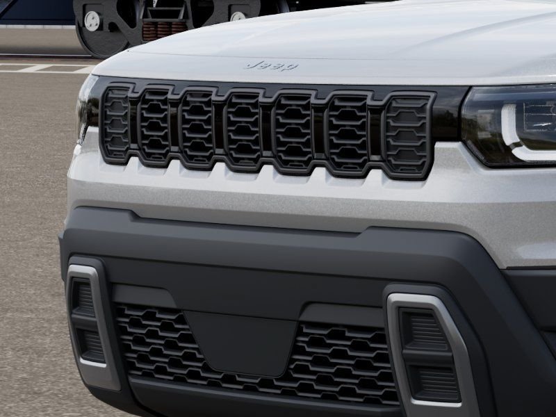 New 2026 Silver Zynith Clear-Coat Exterior Paint Jeep Limited image 11