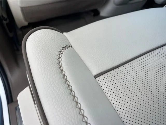 Used 2024 White GMC Denali image 18