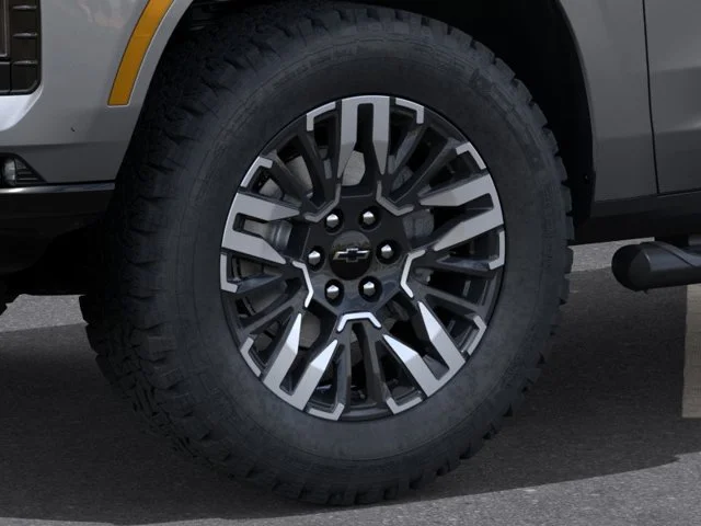 2027 Chevrolet Tahoe Z71 - Photo 9