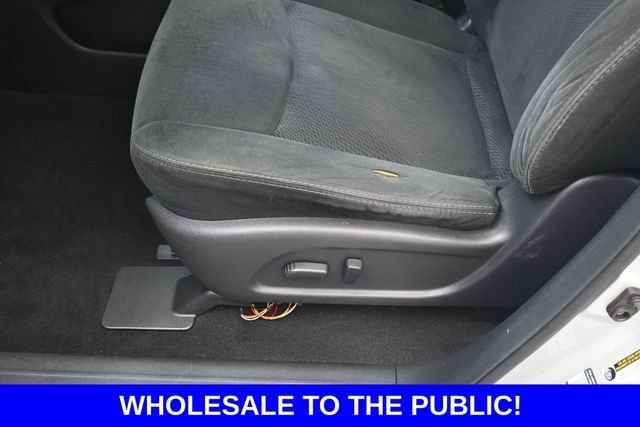 Used 2014 Silver Nissan SV image 13