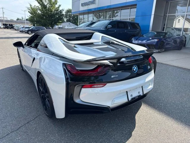 Used 2019 White BMW Base image 4