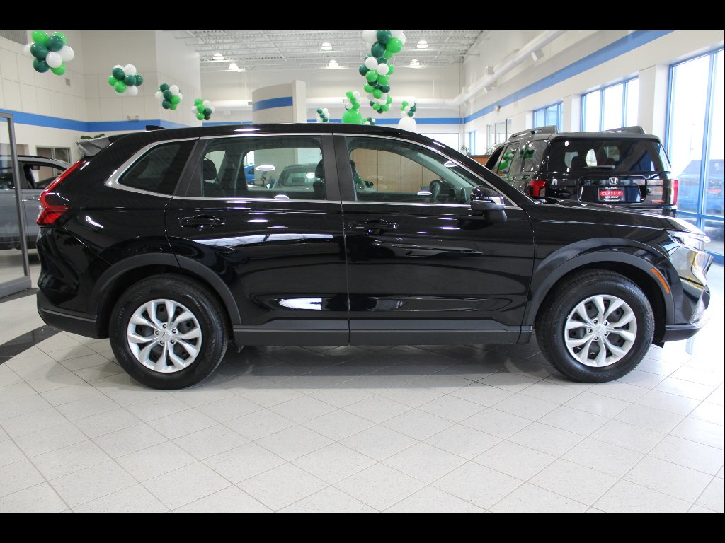 2023 Honda CR-V LX - Photo 4