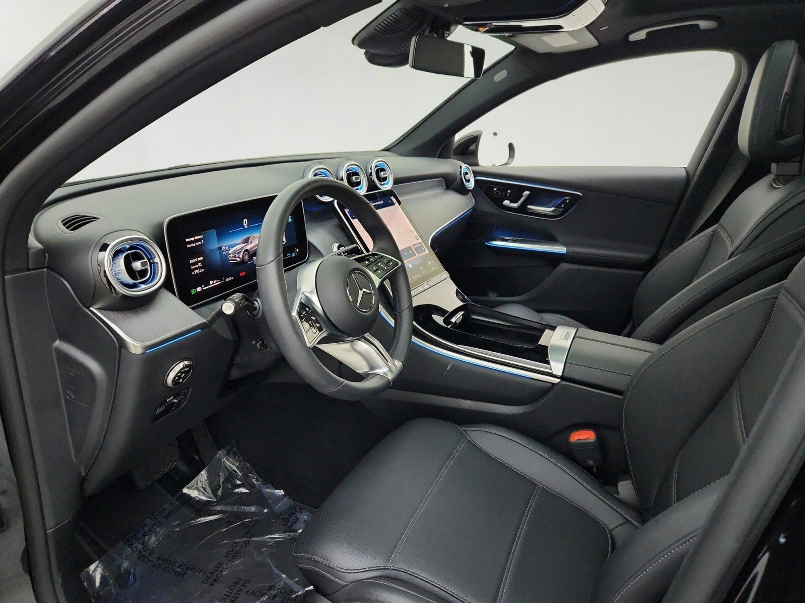 Certified Used 2025 Obsidian Black Metallic Mercedes-Benz GLC 300 image 16