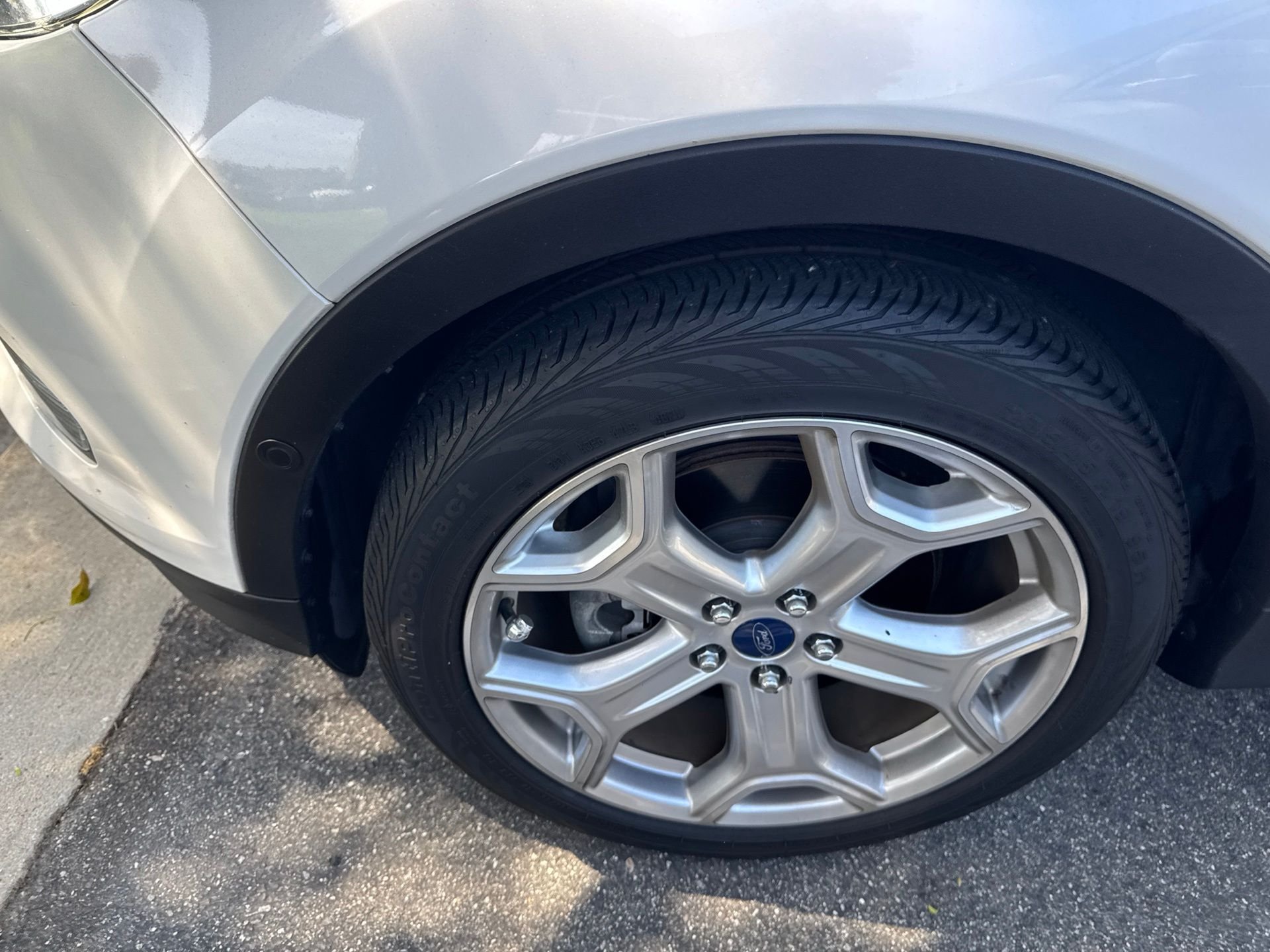 Used 2018 White Ford Titanium image 5