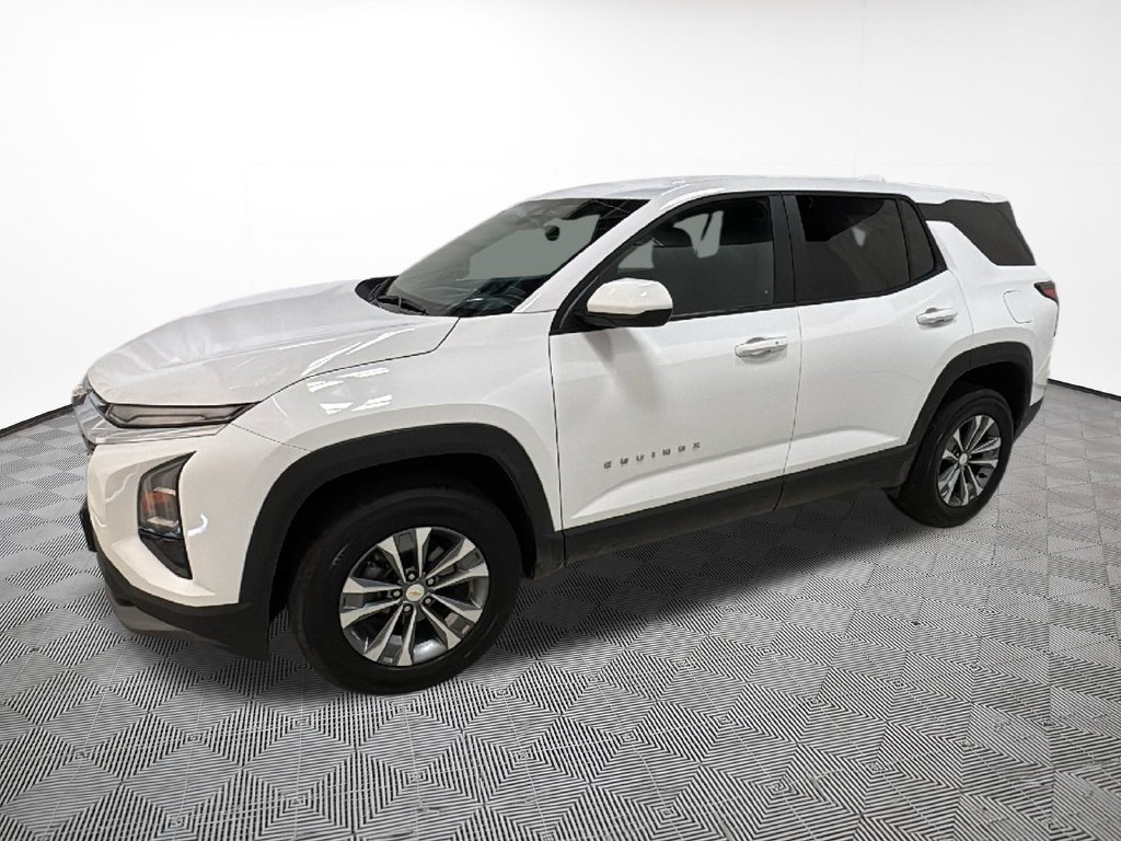 Used 2025 White Chevrolet LT image 2