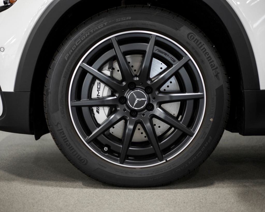 2025 Mercedes-Benz GLB GLB35 AMG - Photo 4
