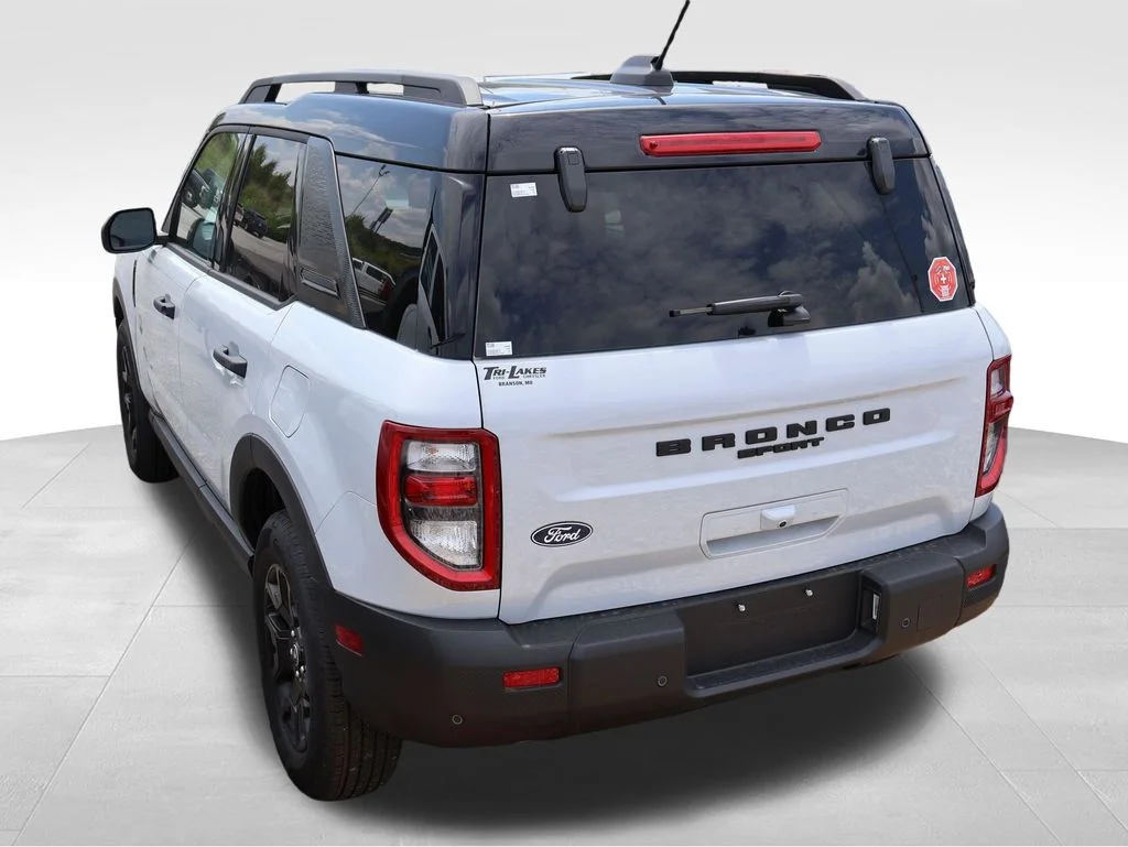 New 2026 Space White Metallic Ford Big Bend® image 22