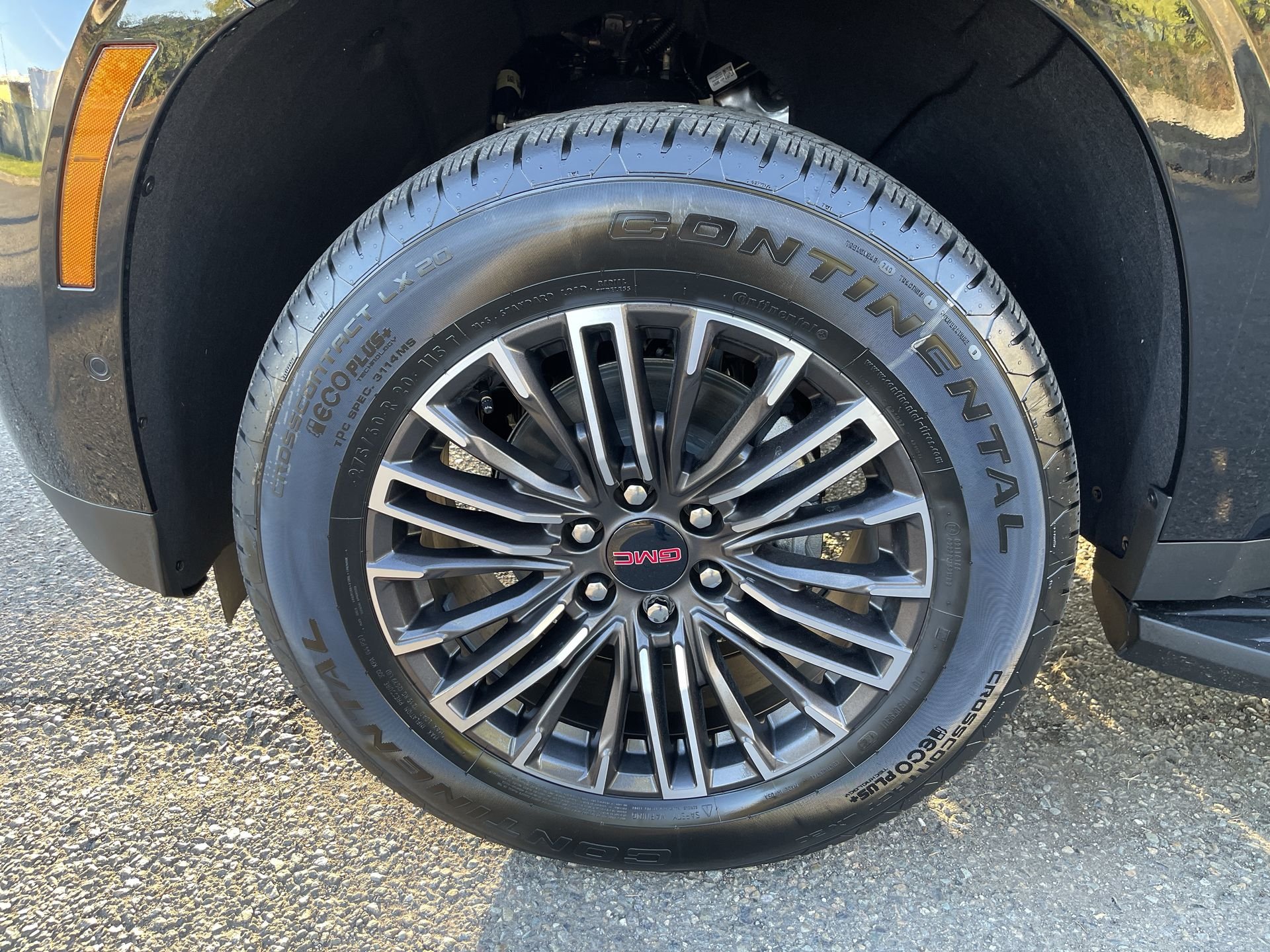 New 2026 Onyx Black GMC Elevation image 67