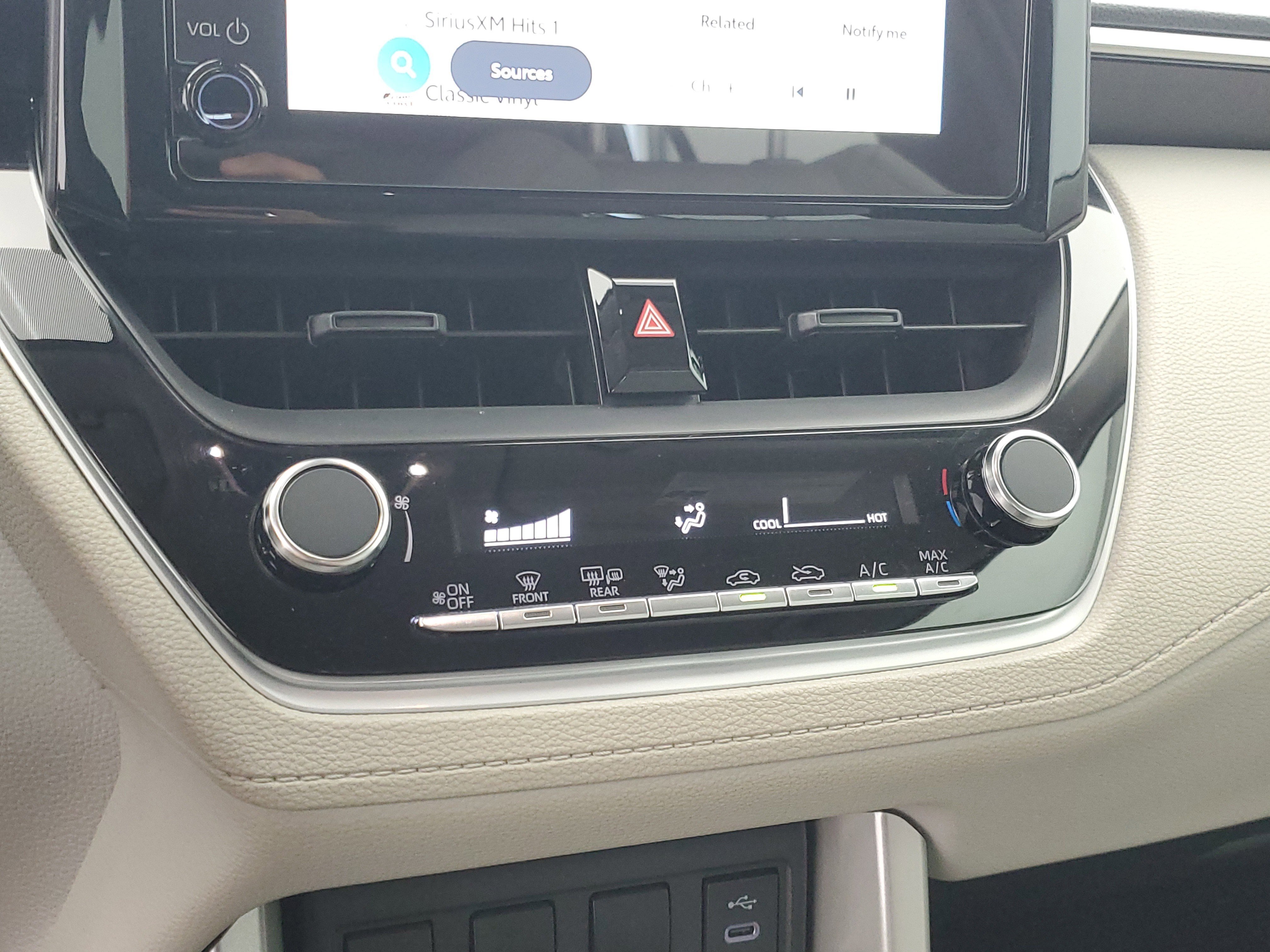 Used 2025 Jet Black Toyota L image 28