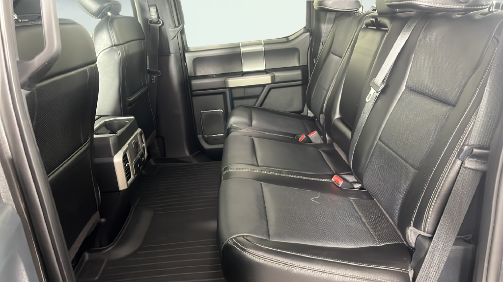 2017 Ford F-150 Lariat - Photo 18