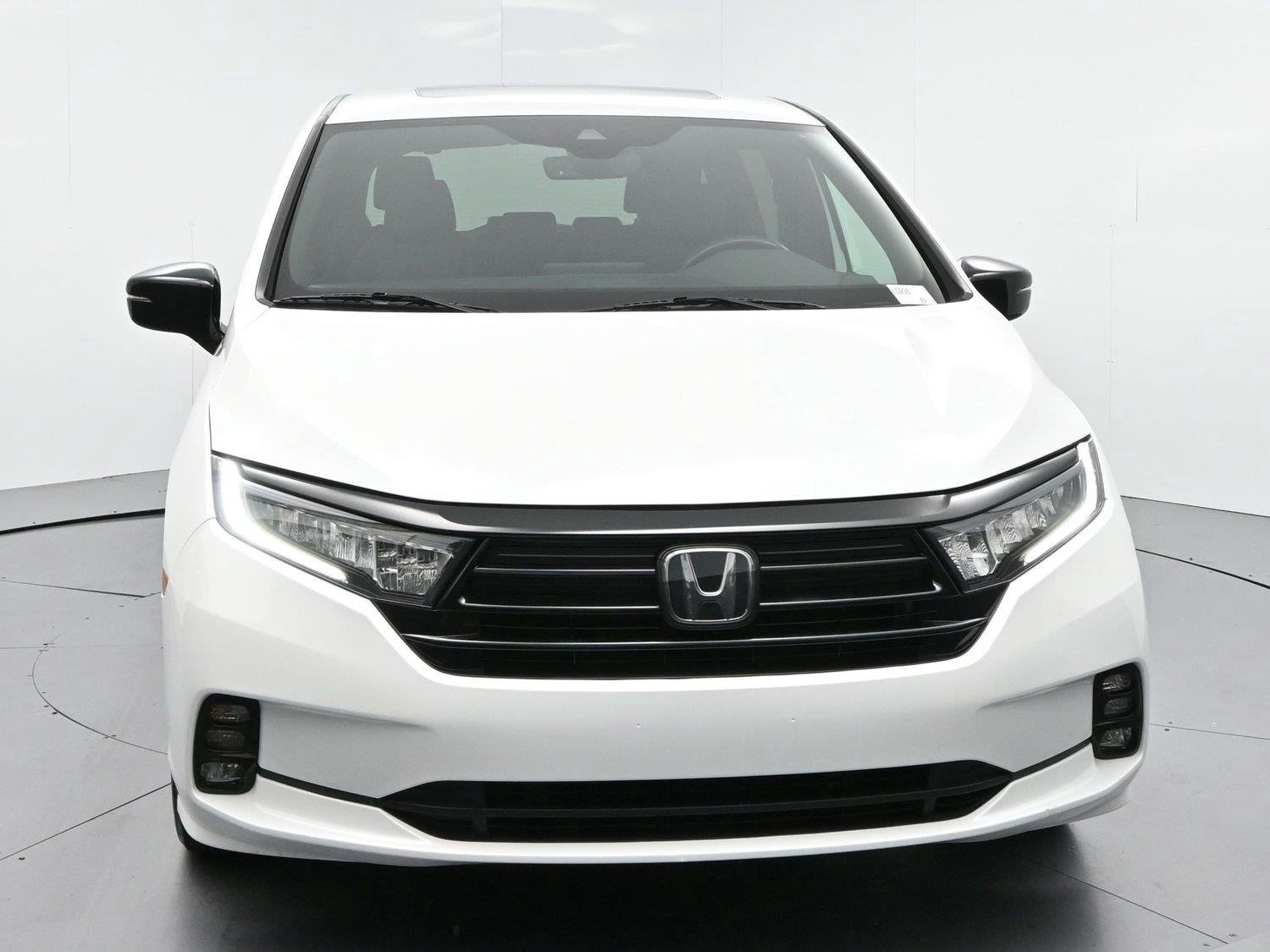 Used 2024 White Honda Sport image 2
