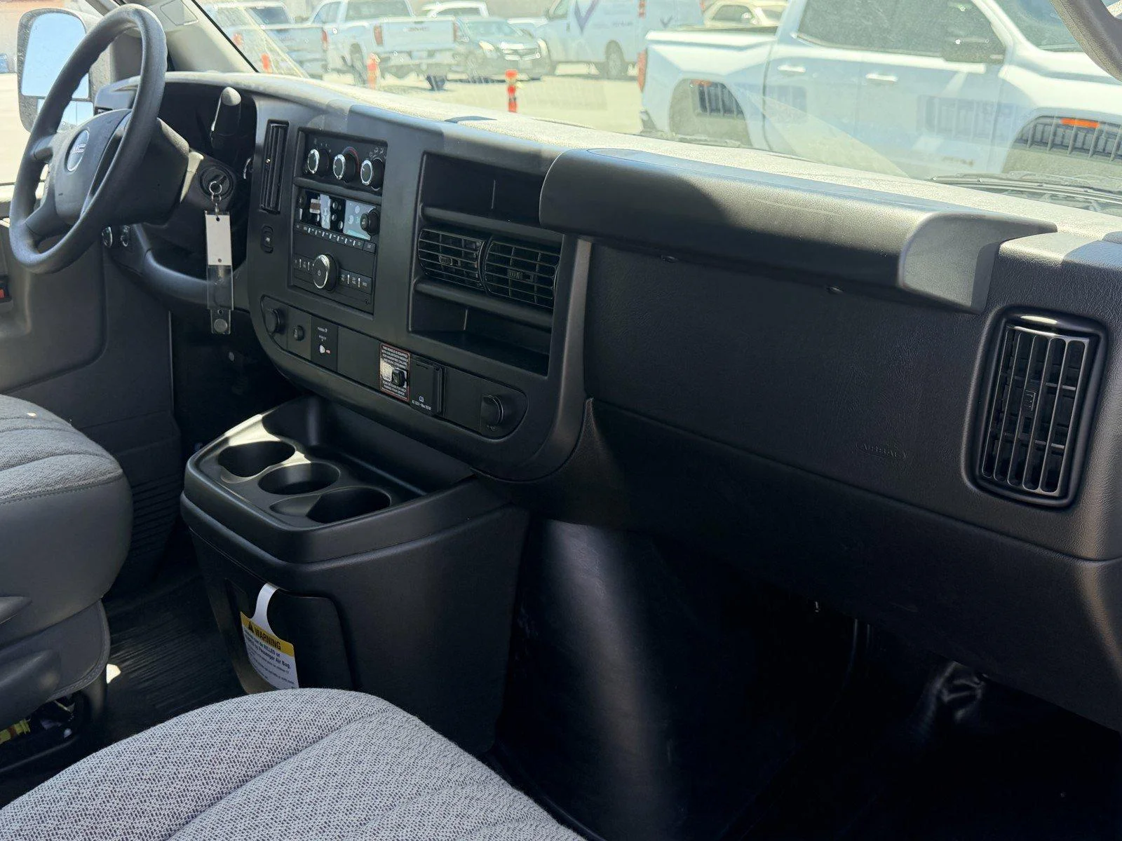 New 2026 Summit White GMC Work Van image 7