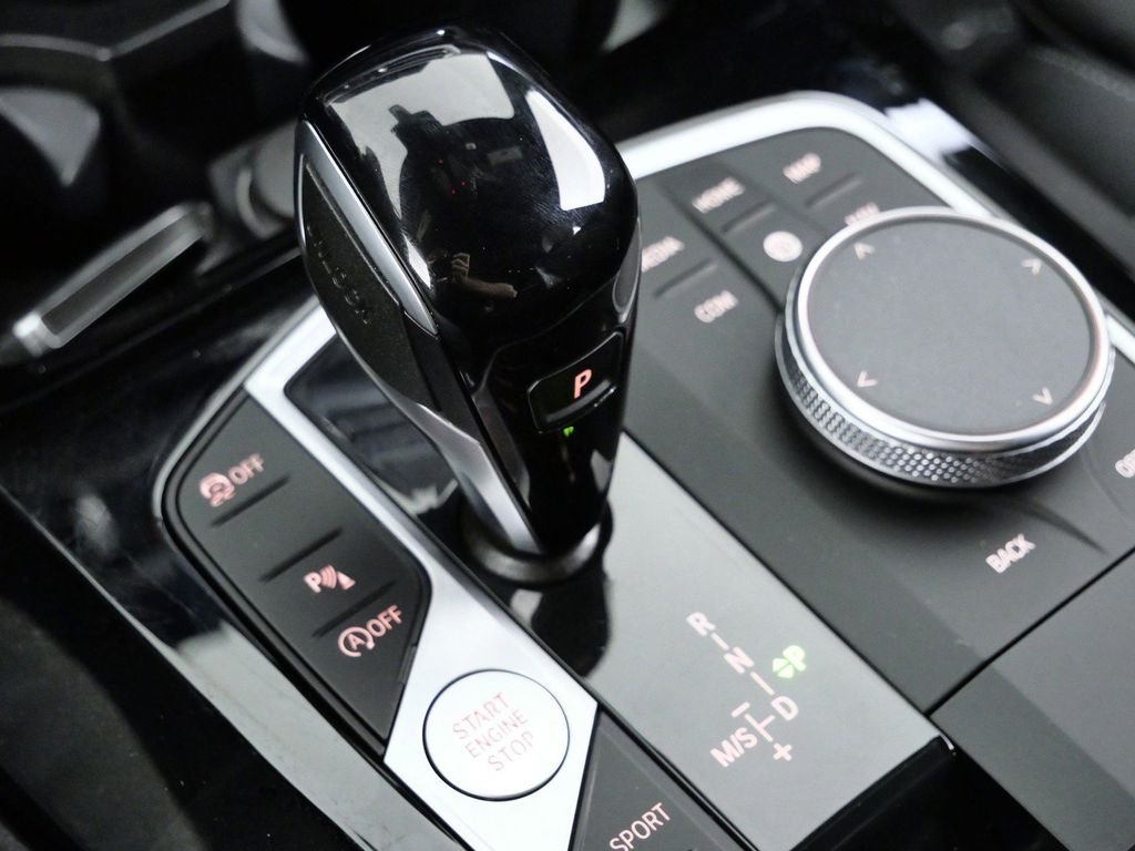Used 2022 Black BMW xDrive30i image 47