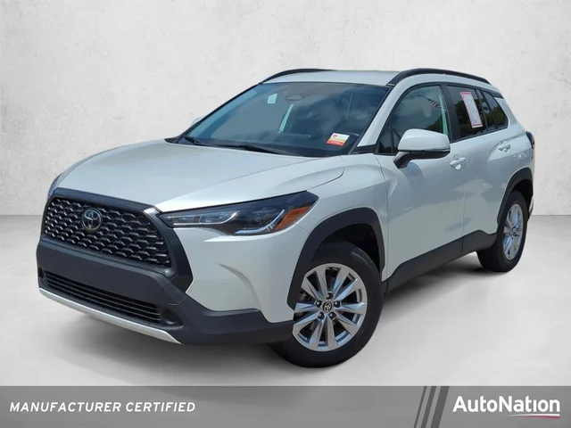 2024 Toyota Corolla Cross LE