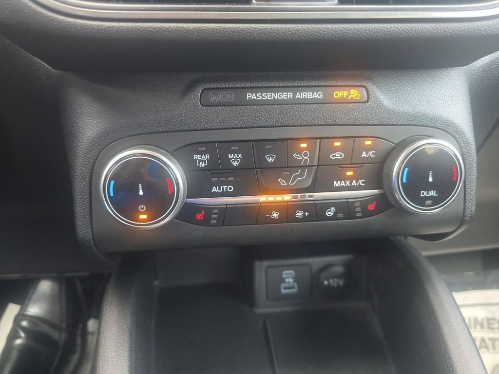 Used 2023 Black Metallic Ford Active image 27