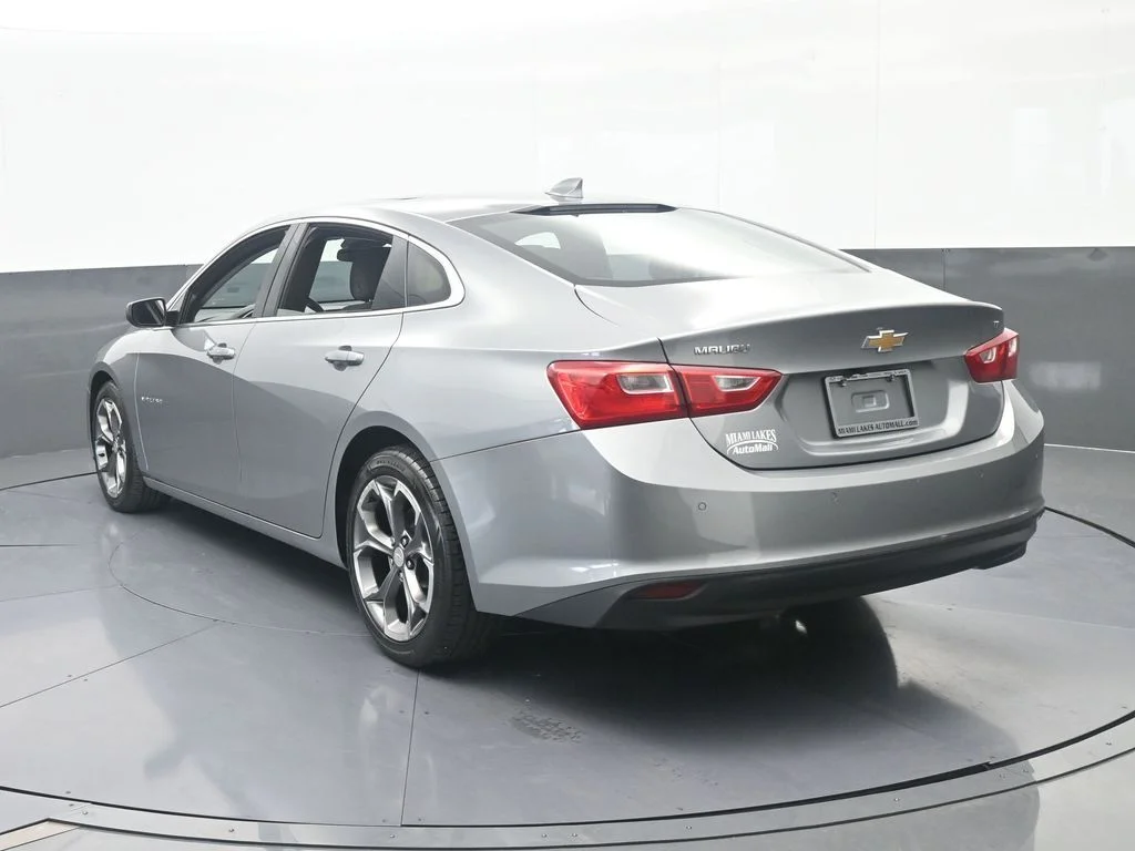Used 2024 Sterling Gray Metallic Chevrolet LT image 3