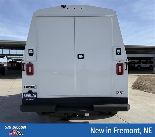 New 2025 Summit White Chevrolet 1WT image 14