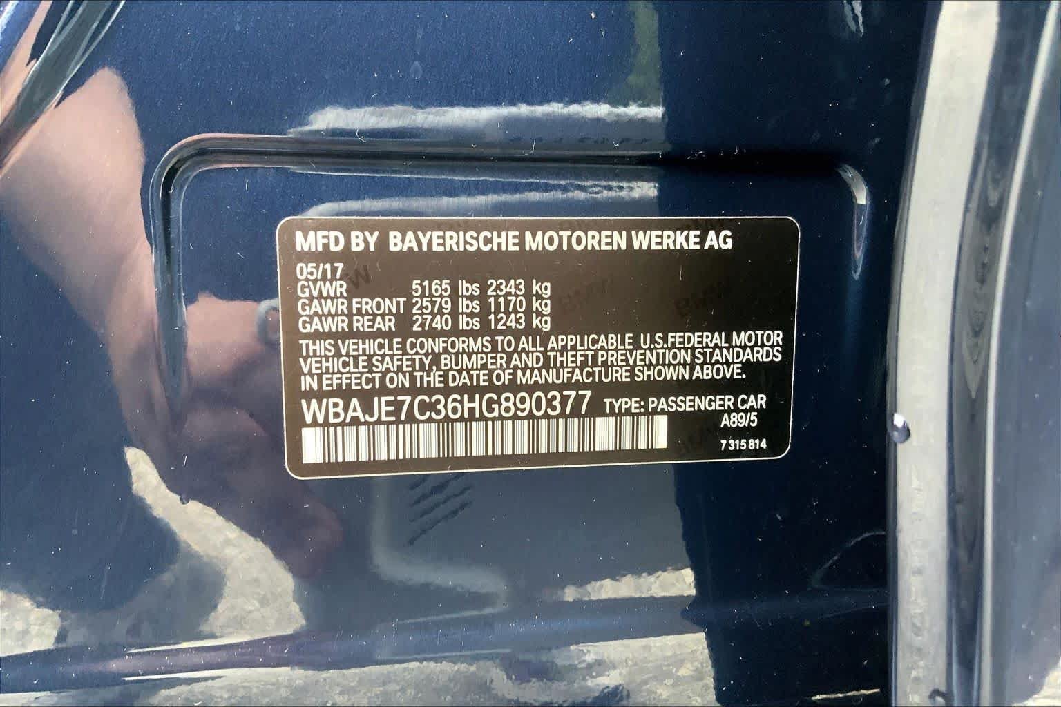 Used 2017 Bluestone Metallic BMW 540i xDrive image 34