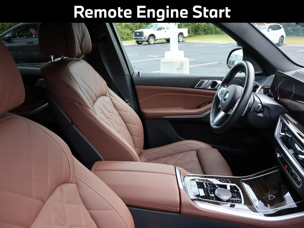 Used 2026 Black BMW xDrive40i image 11