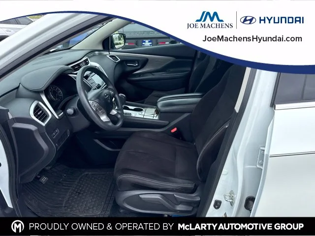 Used 2015 White Nissan S image 9