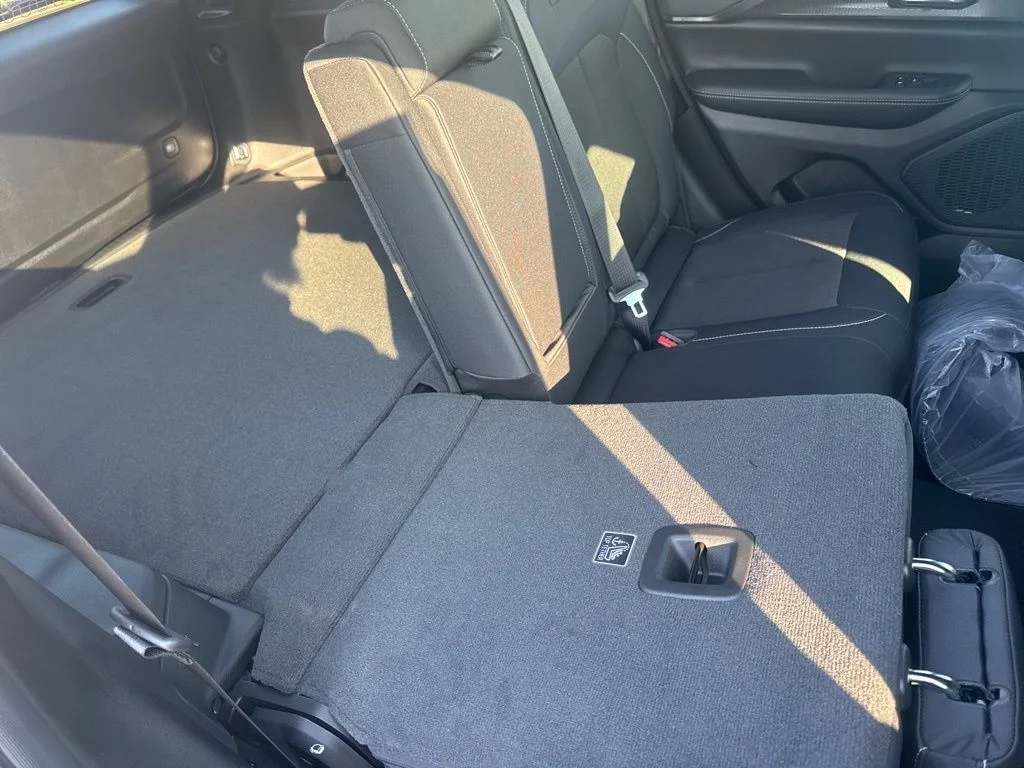 New 2026 Baltic Gray Metallic Clearcoat Jeep Laredo X image 49