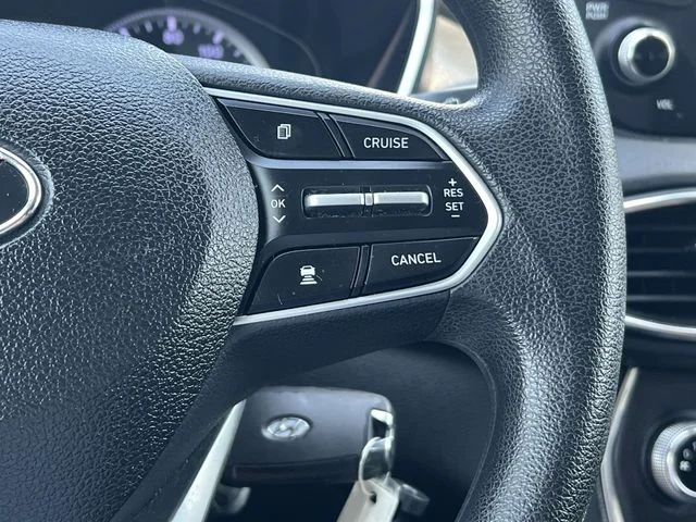 Used 2019 Blue Hyundai SE image 25