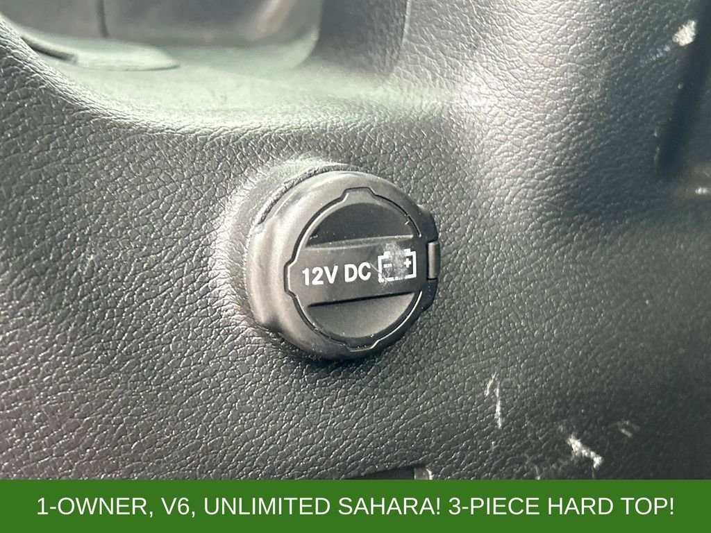 Used 2018 White Jeep Unlimited Sahara image 12