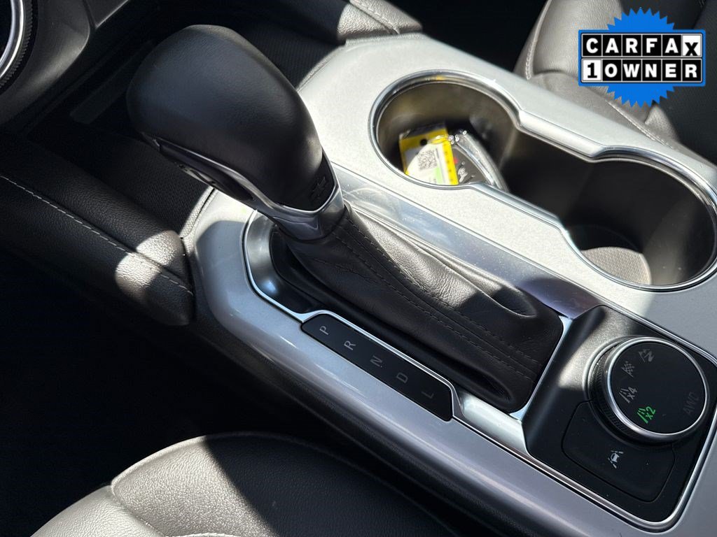 Used 2023 Summit White Chevrolet LT image 23